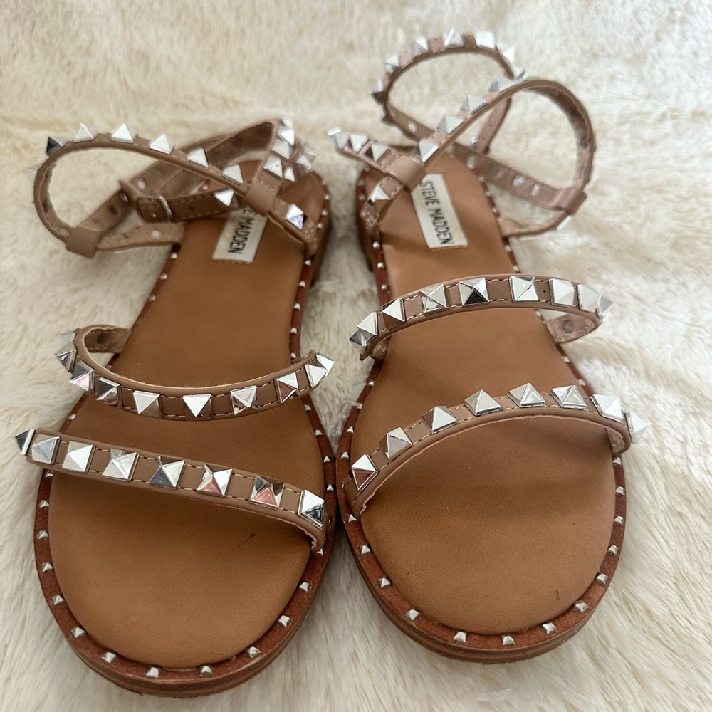 Steve Madden Travel Sandals